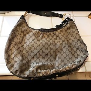 GUCCI HANDBAG NEEDS REPAIR